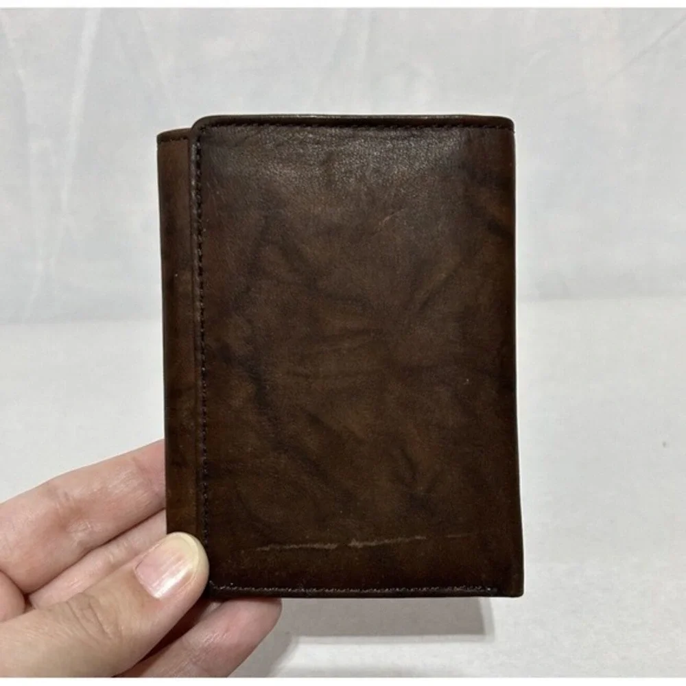 Meeting Street Men's Trifold Wallet Genuine Leather Compact Classic Brown New‎